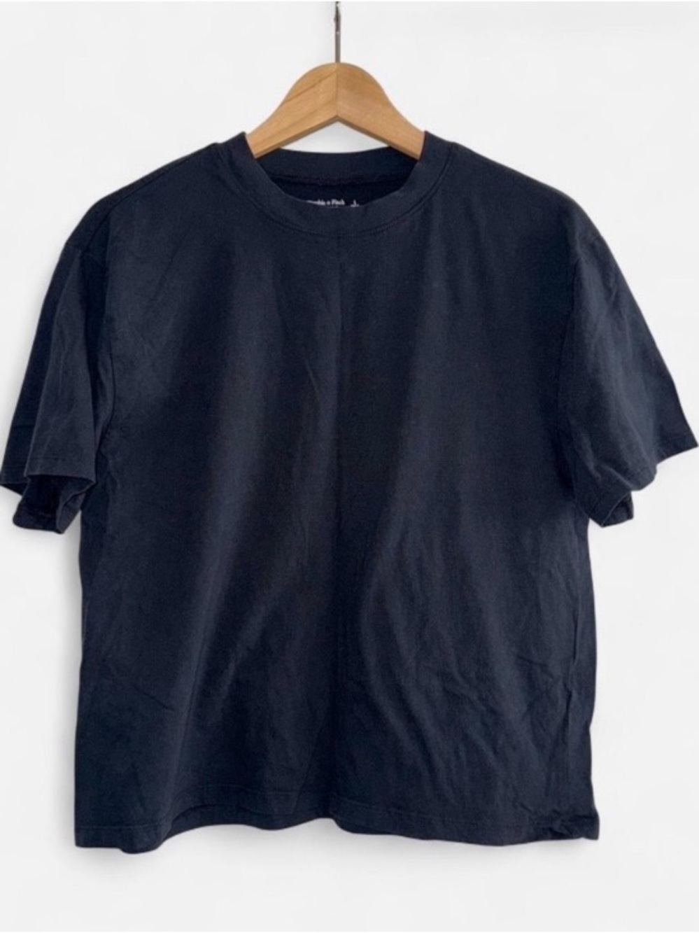 Abercrombie & Fitch Black Short Sleeve Crew Tee